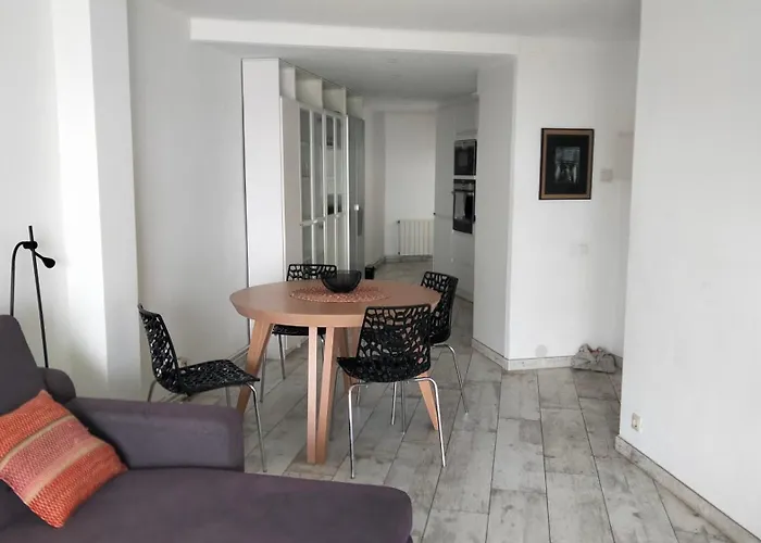 Beachfront Apartment With Private Parking